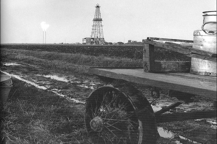 Slochteren # 1 fant gassfeltet Groningen i 1959 og var den spede starten på oljerushet i Nordsjøen. I ettertid vet vi imidlertid at det aller meste av ressursene i dette sedimentbassenget (Southern Gas Basin) er gass. Foto: NAM